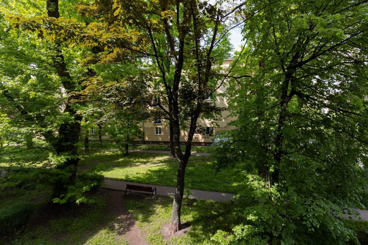 Bright Apartment Wola Near Metro Station By Noclegi Renters Varsovie Extérieur photo